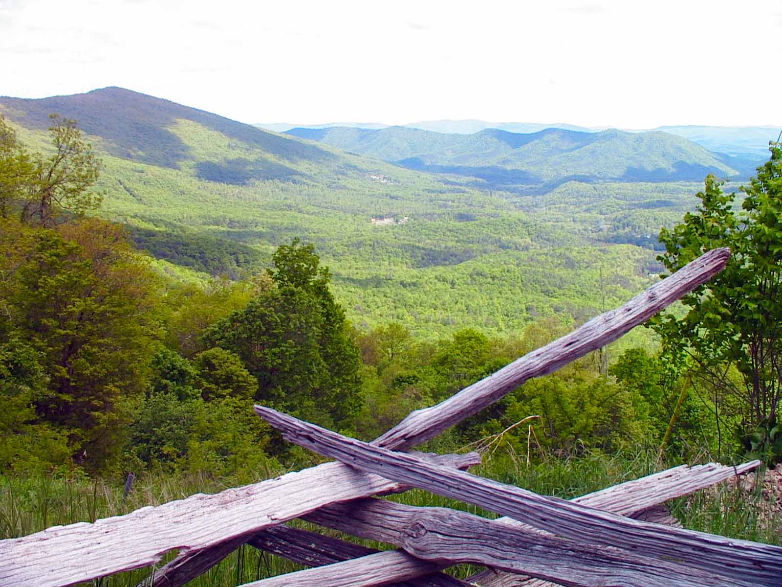 Big Walker Lookout - Lookout Point & Country Store - Wytheville, VA